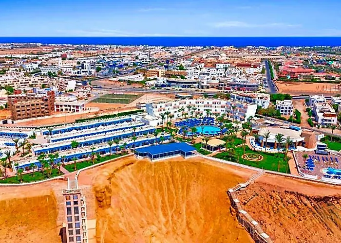 Albatros - By Pickalbatros Hotel 4*